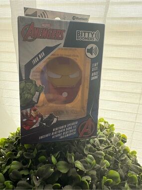 Avenger Iron Man Red and Gold Bluetooth Bitty Boomers Portable Speaker